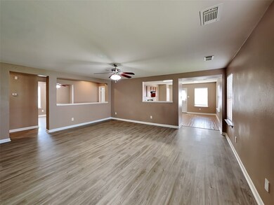 3210 Legends Hill Ct, Spring, TX 77386 - photo 6