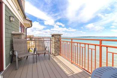 2035 N Us-31 unit 402, Traverse City, MI 49686 - photo 2