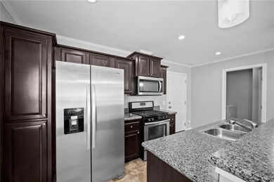 1708 E 29th St, Des Moines, IA 50317 - photo 4