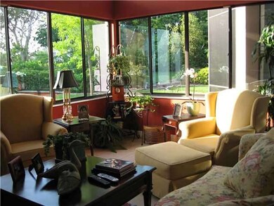 1019 Creekford Dr, Weston, FL 33326 - photo 7