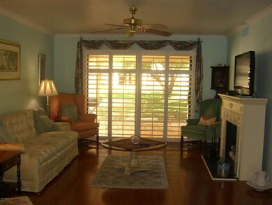 Living room2