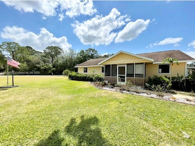 203 Eleanor Blvd, Lake Placid, FL 33852 - photo 2