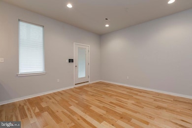 4304 Cresson St unit 11, Philadelphia, PA 19127 - photo 2
