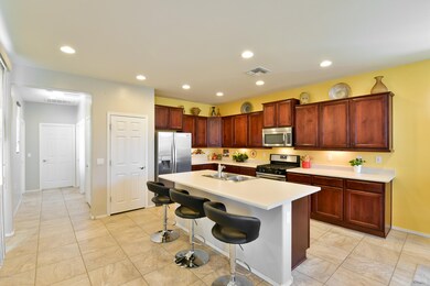 Light & Bright Kitchen
