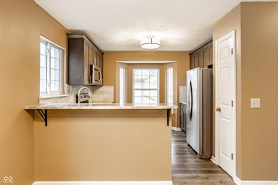 9019 Crook Dr, Indianapolis, IN 46256 - photo 7