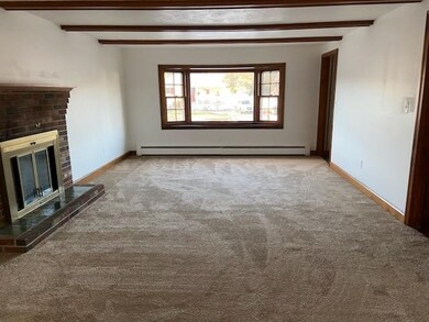 8 Garrison Rd, Salem, NH 03079 - photo 4