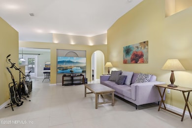 6-web-or-mls-Iceni Court-S1707-006
