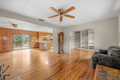 33 Kathy Ann Dr, Crawfordville, FL 32327 - photo 2