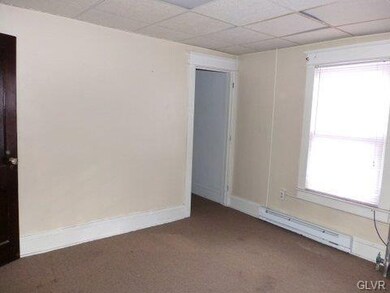 855 N Sherman St unit 2, Allentown, PA 18109 - photo 5