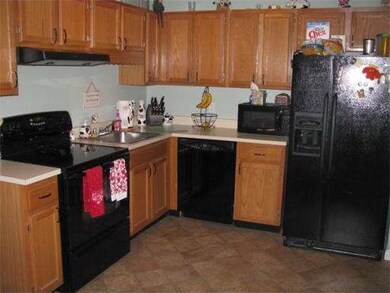 42 Randolph Dr, Tewksbury, MA 01876 - photo 4