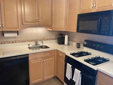 4234 N Main St unit 4G1, Fall River, MA 02720 - photo 3