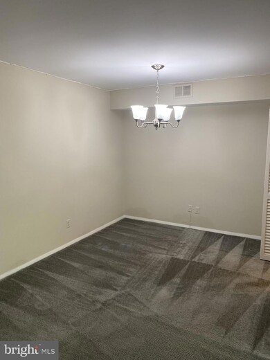 7527 Spring Lake Dr, Bethesda, MD 20817 - photo 2