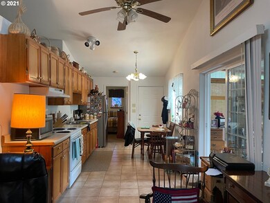 175 Nob Hill, Florence, OR 97439 - photo 3