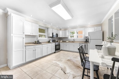 586 Forest View Rd, Linthicum Heights, MD 21090 - photo 7