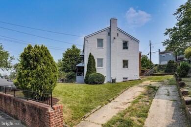 825 Burns St SE, Washington, DC 20019 - photo 3
