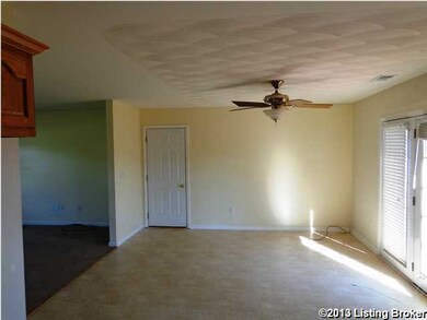 369 Helmwood Cir, Mount Washington, KY 40047 - photo 5