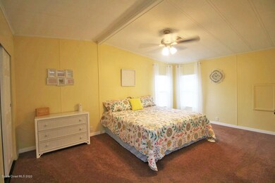 724 Oleander Cir, Sebastian, FL 32976 - photo 4