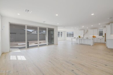 6-web-or-mls-9655 E Rainbow Ave Mesa -6