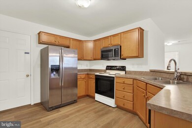 406 Benjamin Dr unit 20, Chambersburg, PA 17201 - photo 4