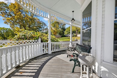 84 E Broadway, Derry, NH 03038 - photo 7