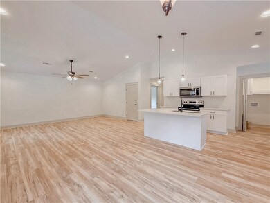 433 Forest Acres Cir, Walhalla, SC 29691 - photo 6