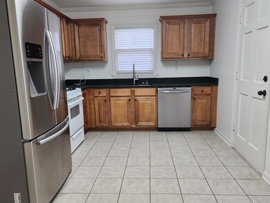 211 SE 3rd St, Bryant, AR 72022 - photo 6