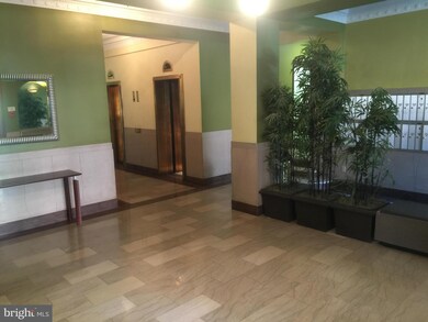 Swarthmore Condos unit 507, Washington, DC 20037 - photo 2