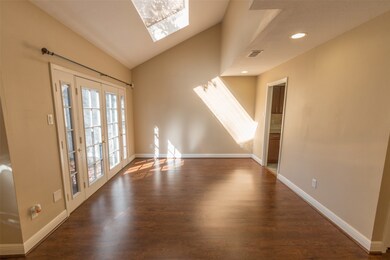 1075 Country Place Dr unit 1075, Houston, TX 77079 - photo 3