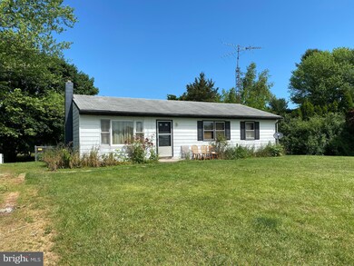 6841 Horst Rd, Chambersburg, PA 17202 - photo 2