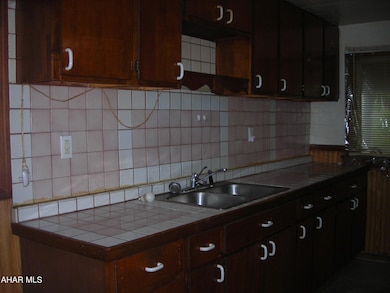 1919 5th Ave, Altoona, PA 16602 - photo 5