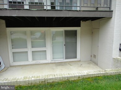 3120 Brinkley Rd unit 104, Temple Hills, MD 20748 - photo 2