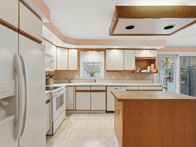 125 Sandle Ave E, Pittsburgh, PA 15237 - photo 5