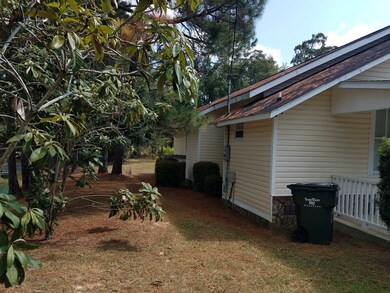 220 N Dewey Ave, Douglas, GA 31533 - photo 7