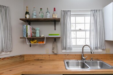 146 Hayes Ave, South Burlington, VT 05403 - photo 6