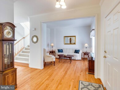 6722 Selbourne Ln, Gainesville, VA 20155 - photo 3