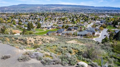1530 Skyline Dr, Wenatchee, WA 98801 - photo 3