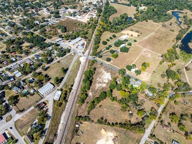 351 E Glenn St, Bellville, TX 77418 - photo 7