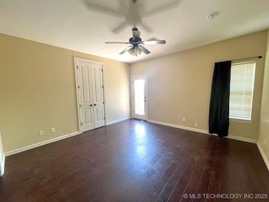 412 E B St unit 412 B, Jenks, OK 74037 - photo 6