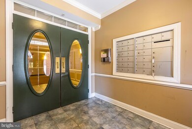 9722 Holmes Place unit 205, Manassas Park, VA 20111 - photo 2