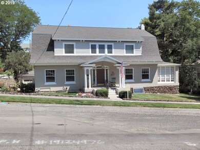 414 NW 4th St, Pendleton, OR 97801 - photo 2