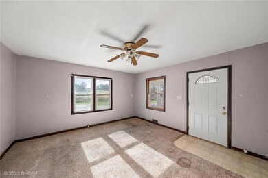 3044 Highway 14 N, Newton, IA 50208 - photo 2