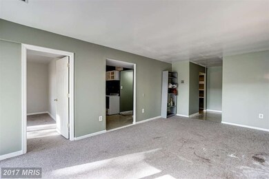 9719 Kings Crown Ct unit 2, Fairfax, VA 22031 - photo 6