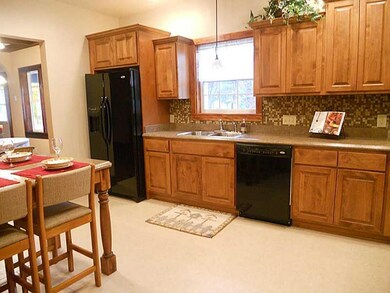 504 W 5th St, Sheridan, IN 46069 - photo 4