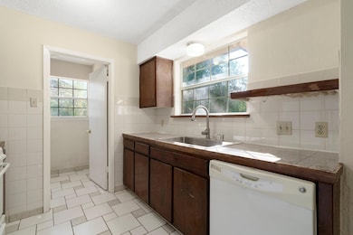7703 Peaceful Hill Ln unit B, Austin, TX 78748 - photo 4