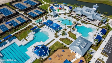 JAX_SilverLanding_Pic_Amenity_Pools_1of9
