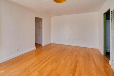 2724 Graceland Dr NE, Albuquerque, NM 87110 - photo 5