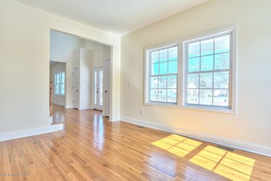 New Construction off Beaver-large-012-Li