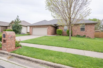 Molea-Crestwood-Home-5