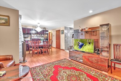06-LIVING ROOM