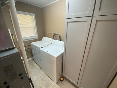 2409 Moultrie Ave, Mattoon, IL 61938 - photo 7